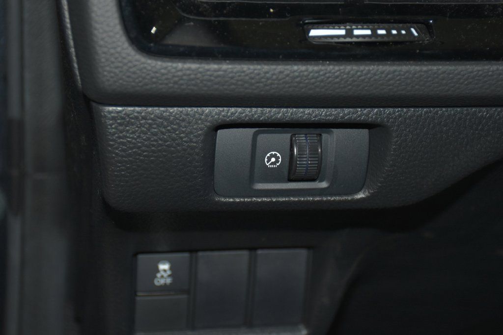 Used 2025 Honda Civic Sport image 11