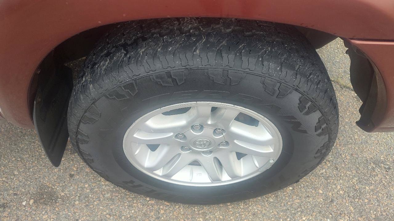 Used 2005 Toyota Tundra SR5 AWD/4WD image 27