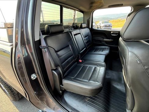 Used 2015 GMC Sierra 3500 Denali w/ Duramax Plus Package image 28