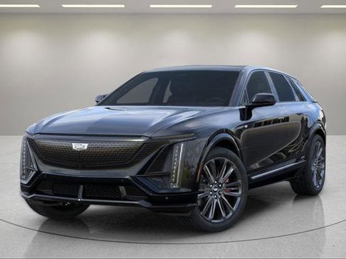 New 2026 Cadillac Lyriq V image 8