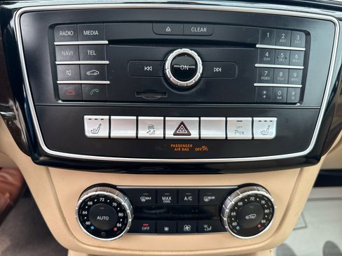 Used 2018 Mercedes-Benz GLE 350 image 24