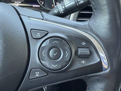 Used 2021 Buick Enclave Avenir w/ Avenir Technology Package image 14