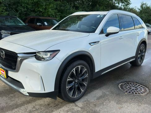 Used 2024 MAZDA CX-90 Plug-In Hybrid w/ Premium Plus AWD/4WD image 4
