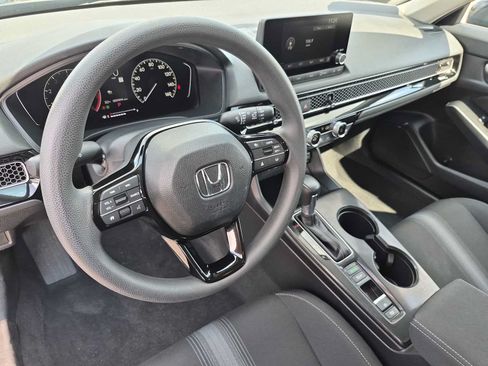 Used 2024 Honda Civic LX image 2