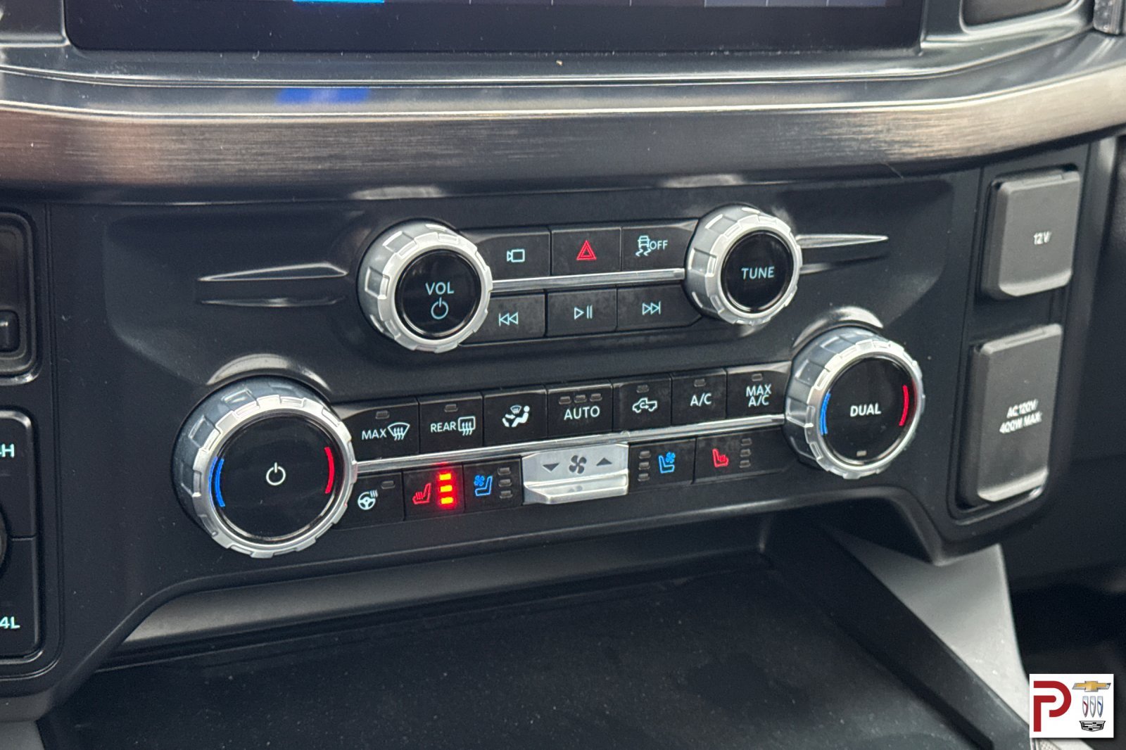 Used 2026 Ford F350 Lariat AWD/4WD image 26