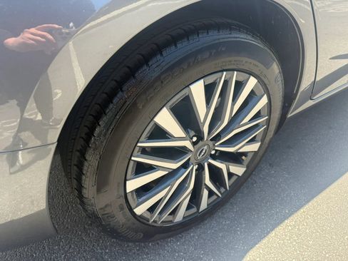 Used 2025 Nissan Altima 2.5 SV FWD image 27