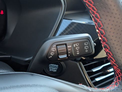 Certified 2025 Ford Escape ST-Line image 27