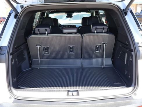 New 2026 Chevrolet Traverse Z71 w/ Enhanced Driving Package AWD/4WD image 13