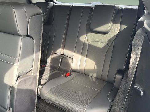 Certified 2021 Lexus RX 350L Premium w/ Premium Package image 19