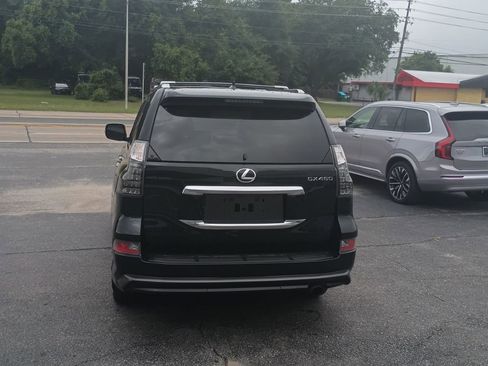Used 2023 Lexus GX 460 Luxury w/ Sport Design Package AWD/4WD image 4