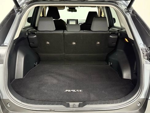 Used 2019 Toyota RAV4 XLE w/ Convenience Package image 49