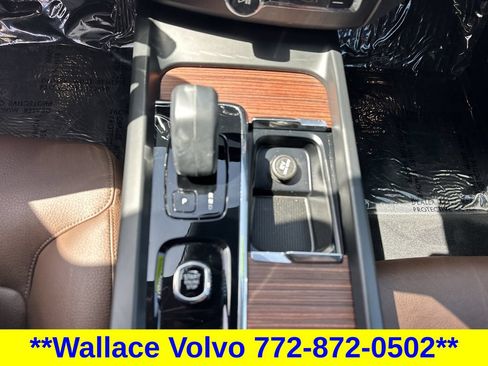 Used 2023 Volvo XC60 B5 Plus w/ Climate Package AWD/4WD image 21