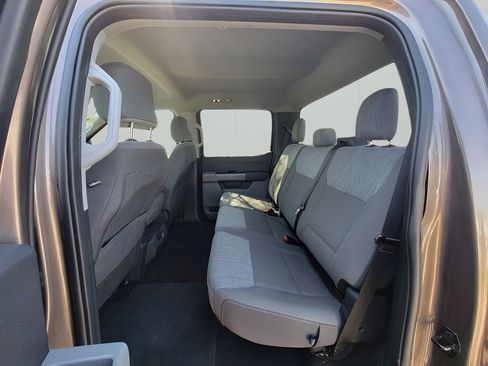 Used 2022 Ford F150 XLT image 30