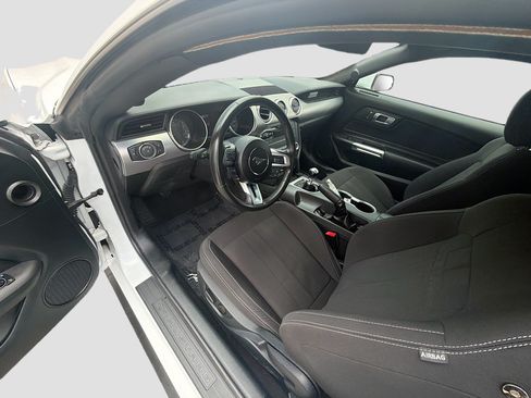 Used 2023 Ford Mustang GT RWD image 9