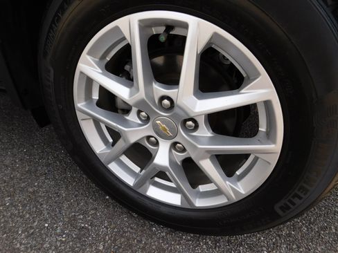 Used 2023 Chevrolet Equinox LS w/ LS Convenience Package FWD image 7