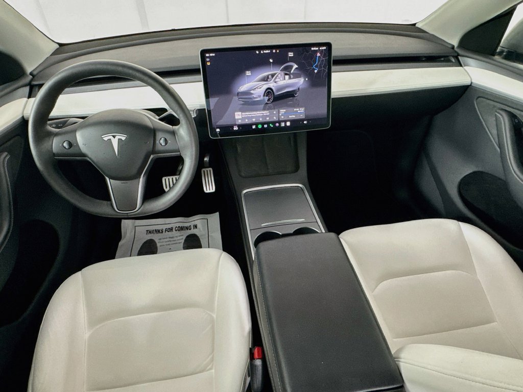 Used 2024 Tesla Model Y Performance AWD/4WD image 27