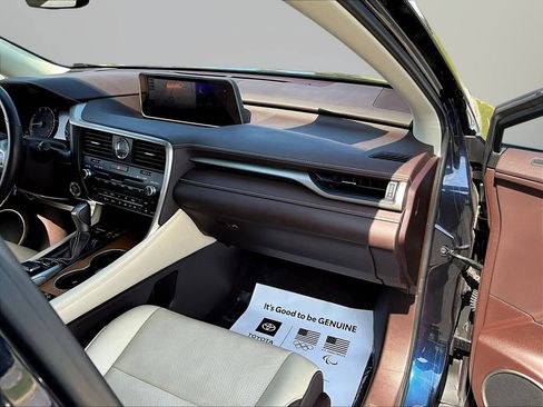 Used 2018 Lexus RX 350 AWD w/ Premium Package image 30