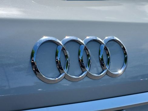 Used 2023 Audi Q7 2.0T Premium w/ Convenience Package AWD/4WD image 29