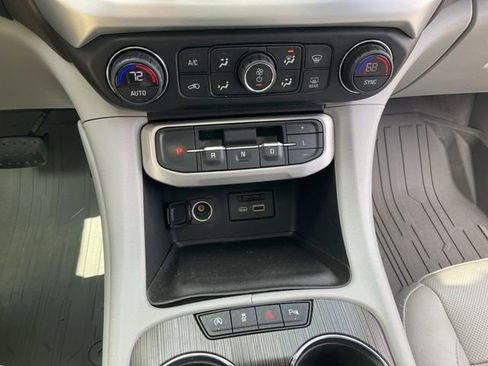 Used 2020 GMC Acadia SLT image 15