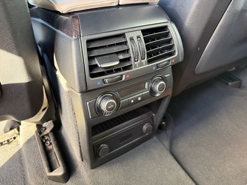 Used 2011 BMW X5 xDrive35i image 31