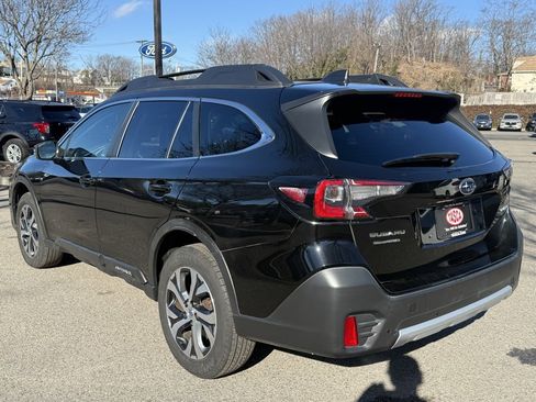 Used 2022 Subaru Outback Limited image 7