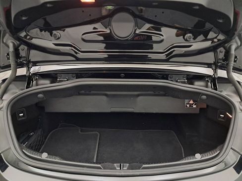Used 2018 Mercedes-Benz C 300 4MATIC Cabriolet image 39