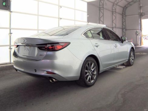 Used 2018 MAZDA MAZDA6 Sport FWD image 2