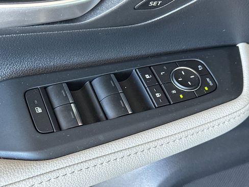 Certified 2025 Toyota Grand Highlander AWD image 14