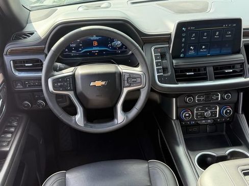 Used 2023 Chevrolet Tahoe Premier RWD image 14
