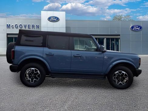 Used 2025 Ford Bronco Outer Banks AWD/4WD image 5