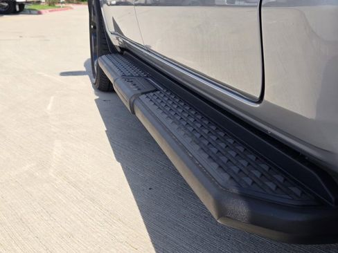 New 2026 RAM 1500 Express AWD/4WD image 7