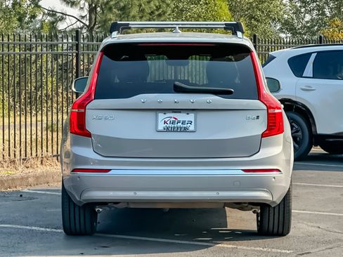 Used 2023 Volvo XC90 B6 Plus AWD/4WD image 4