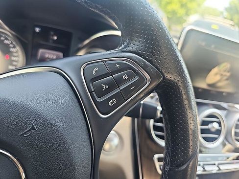 Used 2018 Mercedes-Benz C 300 Sedan image 23