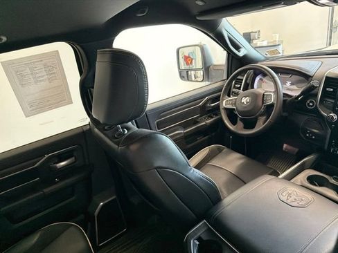 Used 2025 RAM 3500 Laramie w/ Max Tow Package AWD/4WD image 37