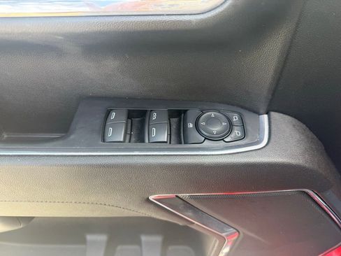 Used 2023 Chevrolet Silverado 1500 LT AWD/4WD image 24