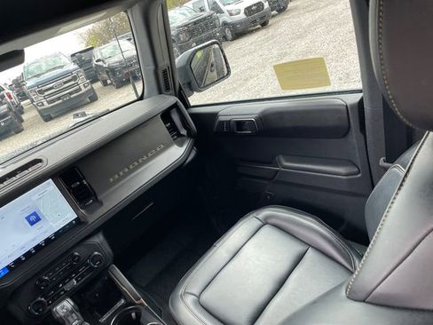 Used 2025 Ford Bronco Badlands AWD/4WD image 22