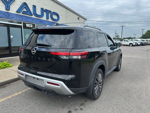 Used 2023 Nissan Pathfinder SL w/ SL Premium Package AWD/4WD image 4
