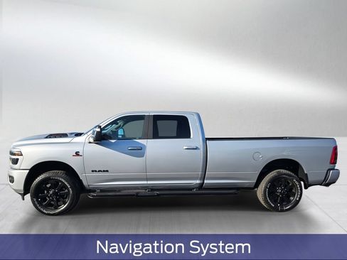New 2026 RAM 2500 Laramie AWD/4WD image 3