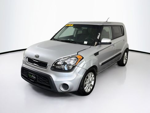 Used 2012 Kia Soul + FWD image 3