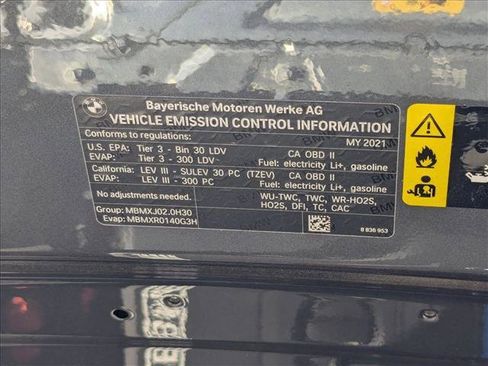 Used 2021 BMW 330e xDrive w/ Premium Package image 26