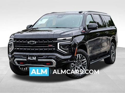 Used 2025 Chevrolet Suburban Z71 AWD/4WD image 1