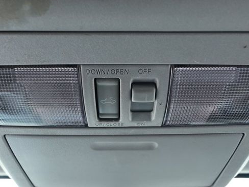 Used 2019 Nissan Frontier SL RWD image 19