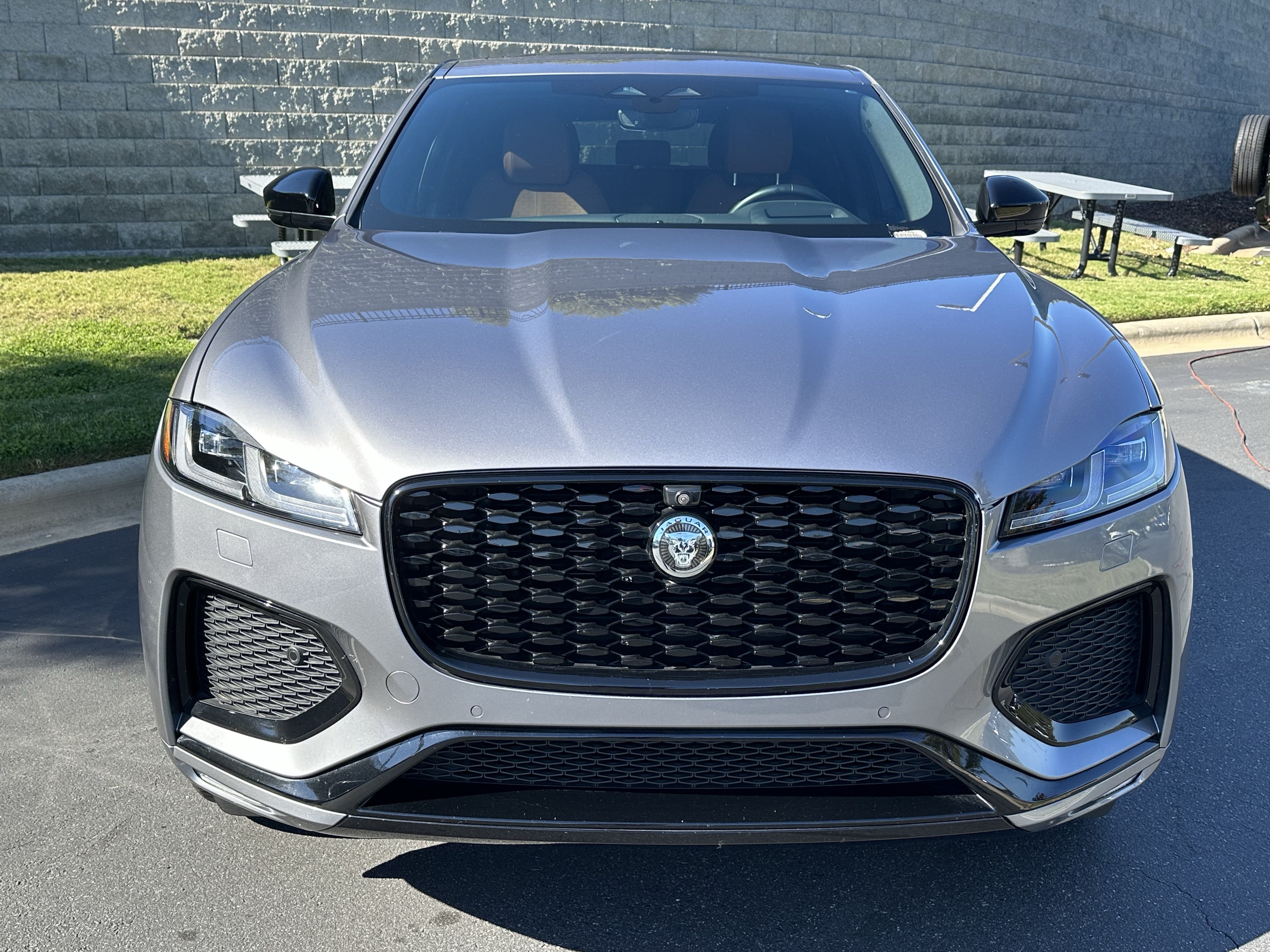 Certified 2026 Jaguar F-PACE R-Dynamic S AWD/4WD image 10