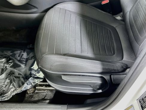 Used 2025 Hyundai Santa Cruz SE AWD/4WD image 18