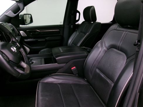 Used 2020 RAM 1500 Limited image 8