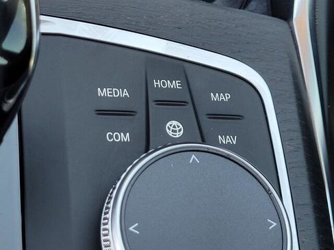 Used 2021 BMW 330i Sedan w/ Premium Package image 20