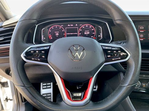 Used 2024 Volkswagen Jetta GLI Autobahn FWD image 17