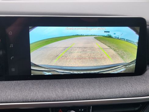 New 2026 Nissan Kicks SV FWD image 17