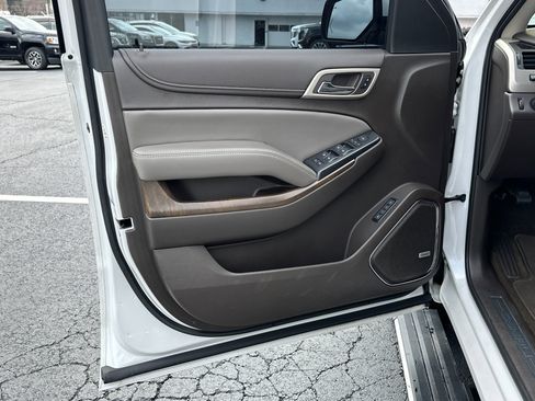 Used 2018 GMC Yukon XL Denali w/ Denali Ultimate Package image 10