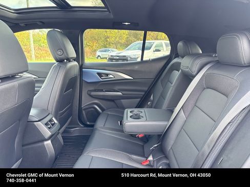 New 2026 Chevrolet Equinox EV LT image 23